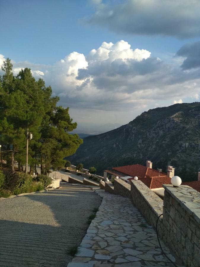 Elova Hotell Zátouna Exteriör bild